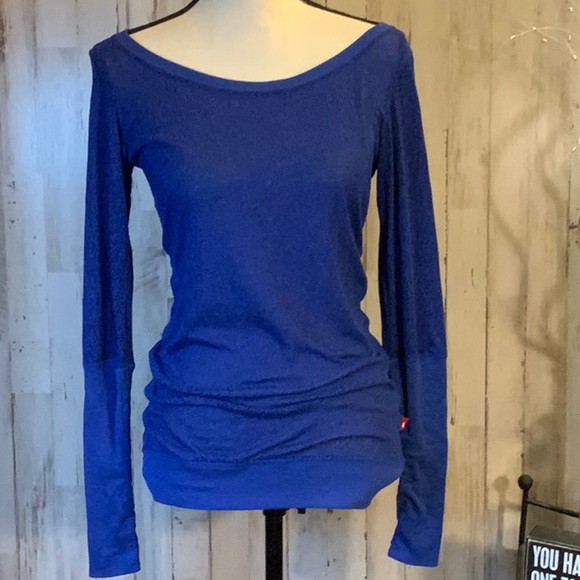 Nike Tops - Nike long sleeve top. Sheer animal print. Size M